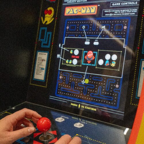 <span class="product-title-prefix">NEU IM VERLEIH</span>Arcade Spielautomat - PAC MAN